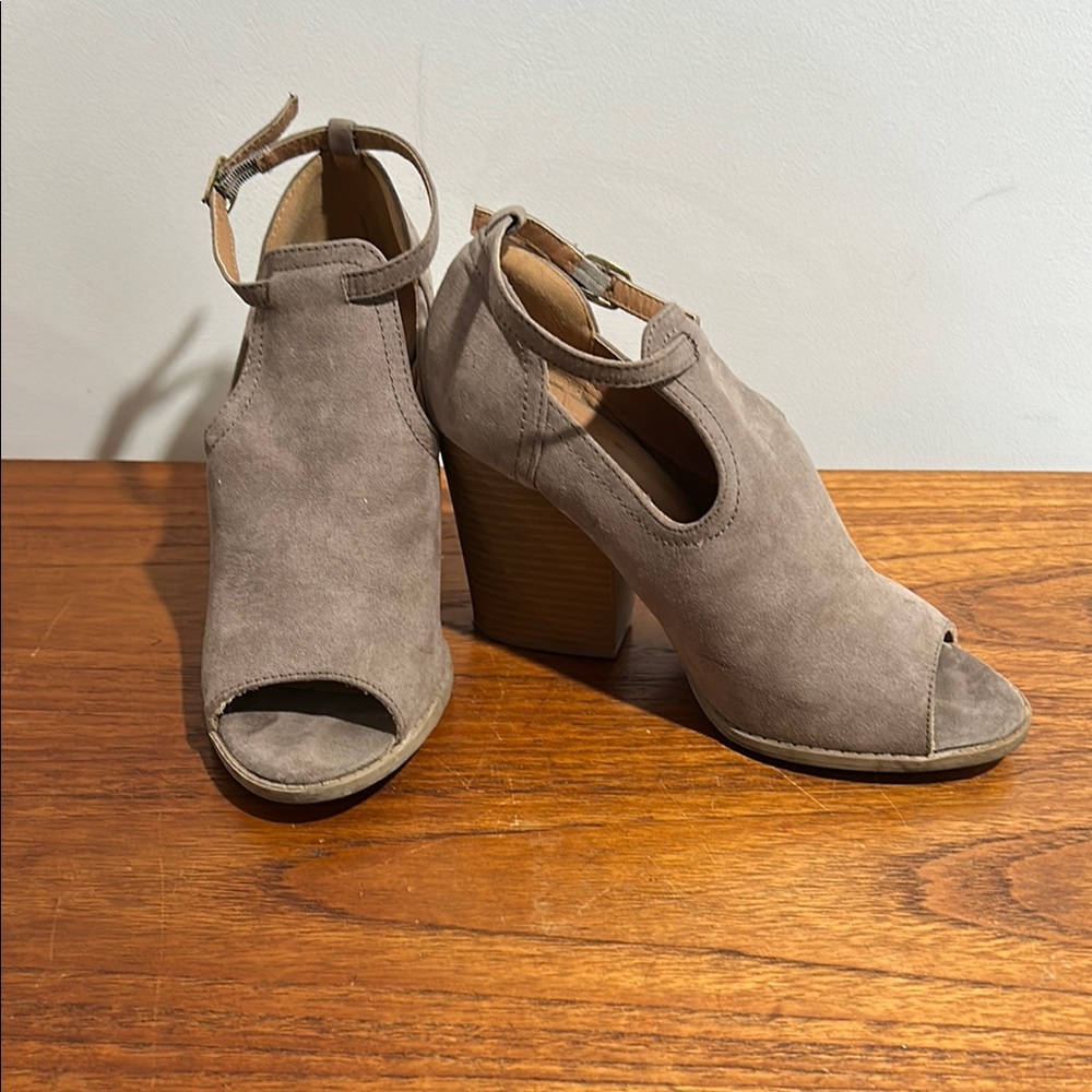 Qupid women’s Shoe size 8.5